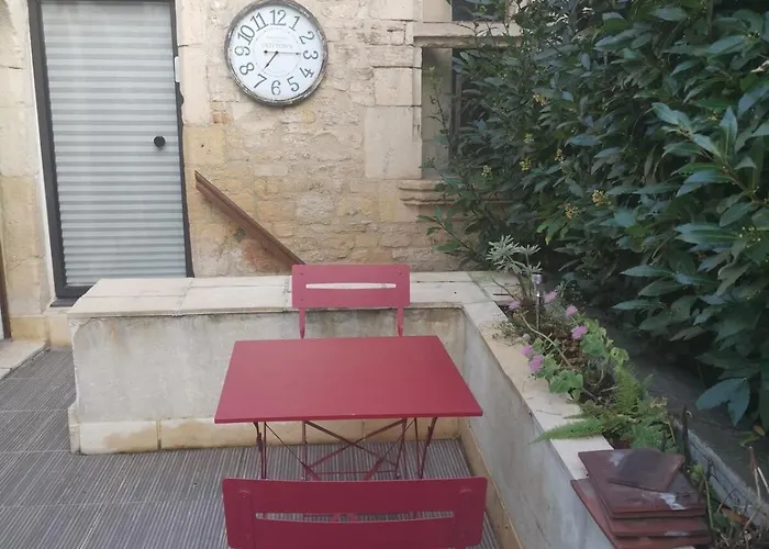 アパート Independent Master Suite, 18th Century カーン